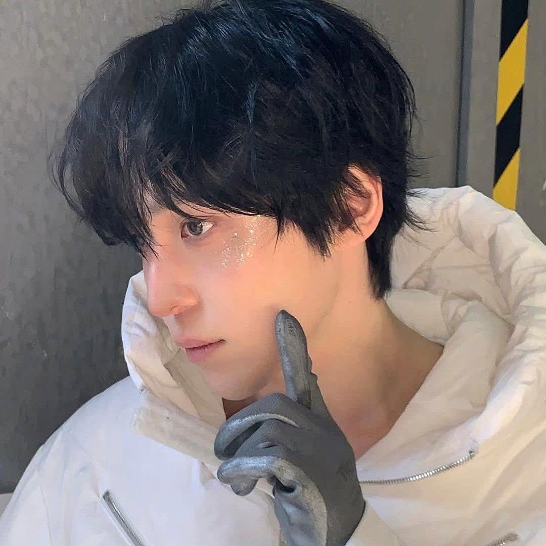 에이티즈의 비하인드 컷