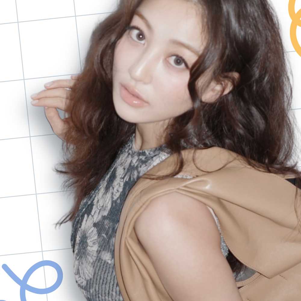 Latest photo of Jihyo (TWICE)