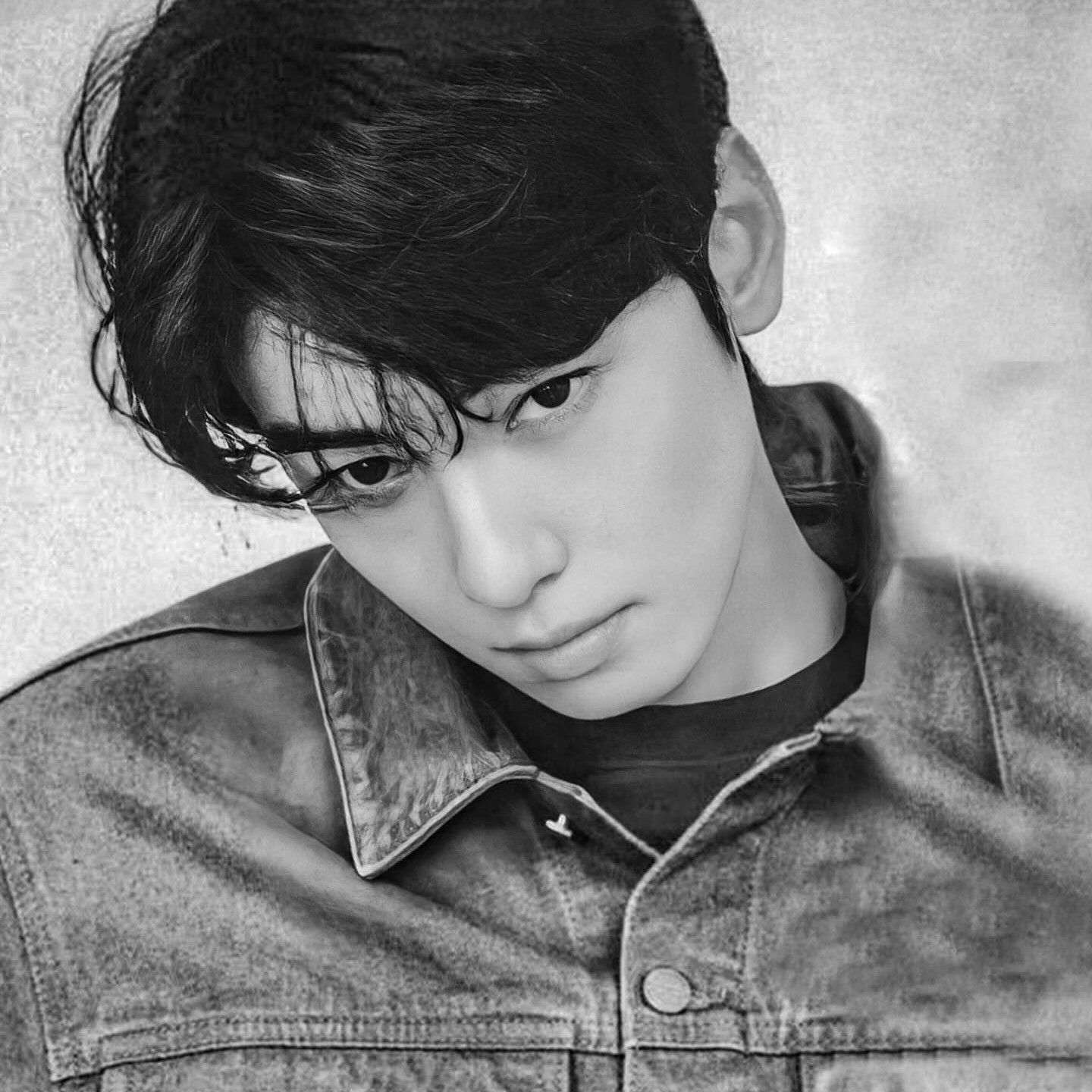 Latest photo of Eunwoo (ASTRO)