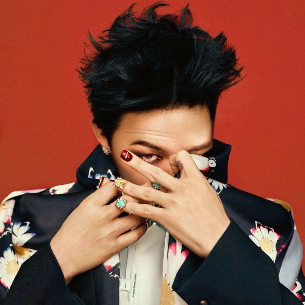 Recent activity shot of G-DRAGON (BIGBANG)
