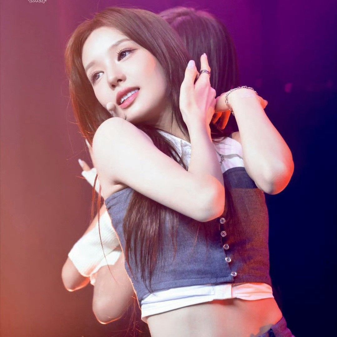 Latest photo of izna