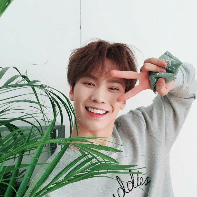 A moment captured by Rocky's fan