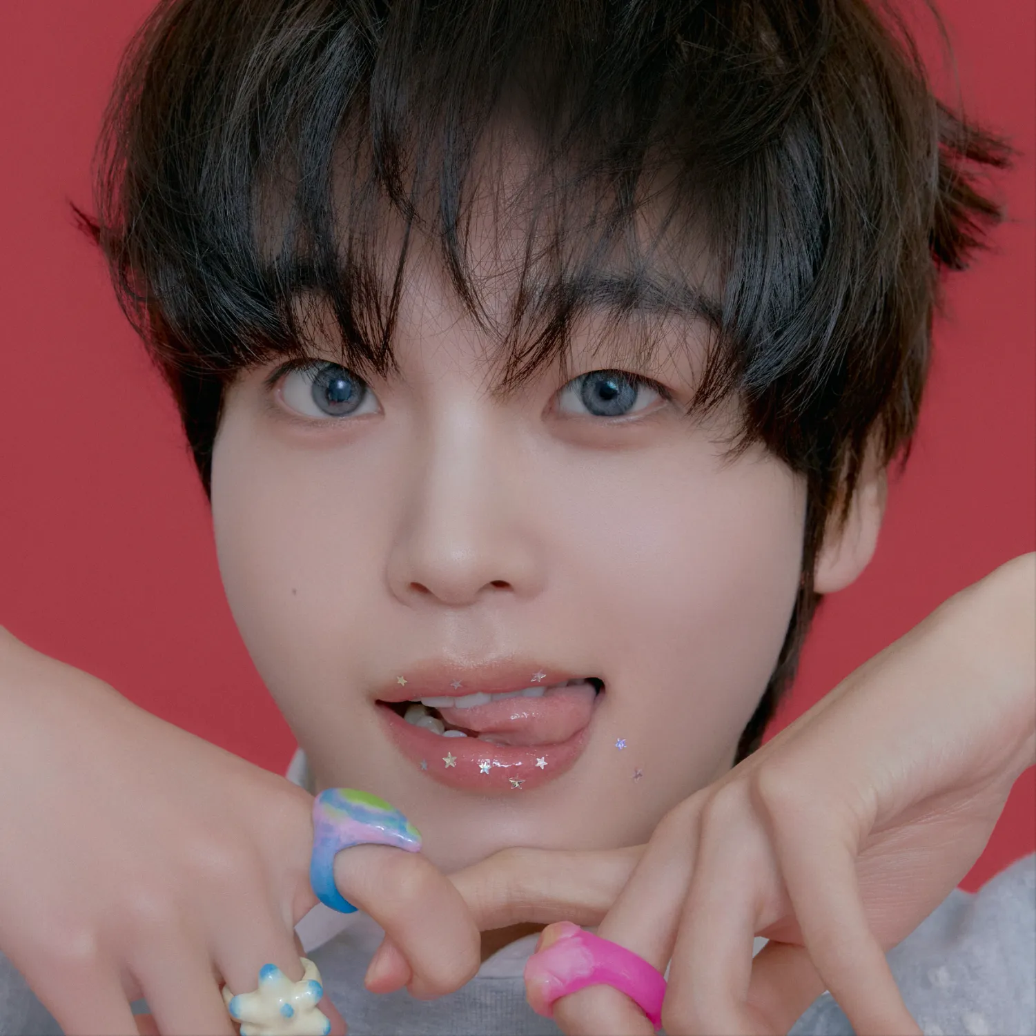 Latest photo of Hyeongjun (CRAVITY)