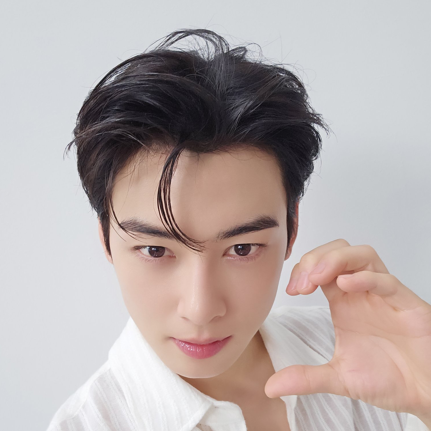 Recent activity shot of Eunwoo (ASTRO)