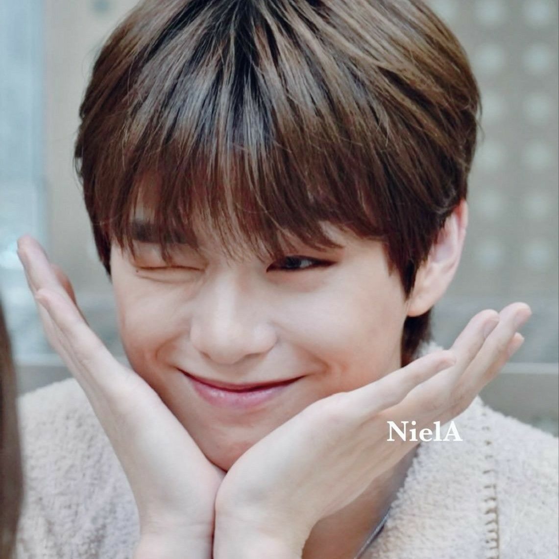 Foto aktivitas terbaru Kang Daniel