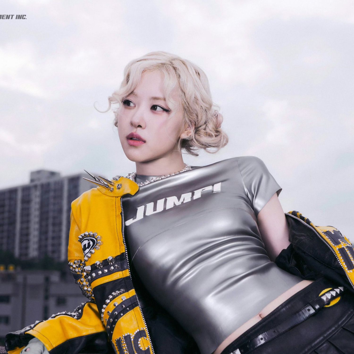 Recent activity shot of ROSÉ (BLACKPINK)