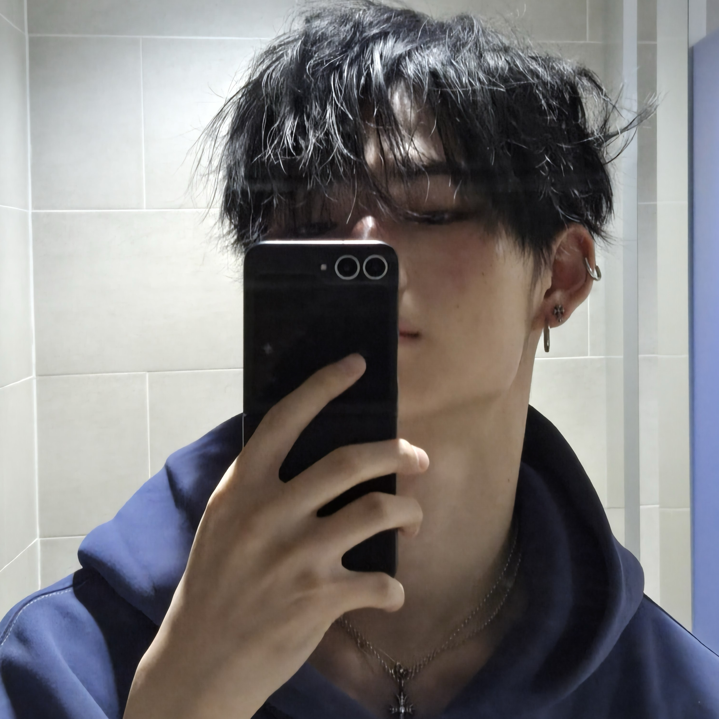 Behind-the-scenes cut of NI-KI (ENHYPEN)