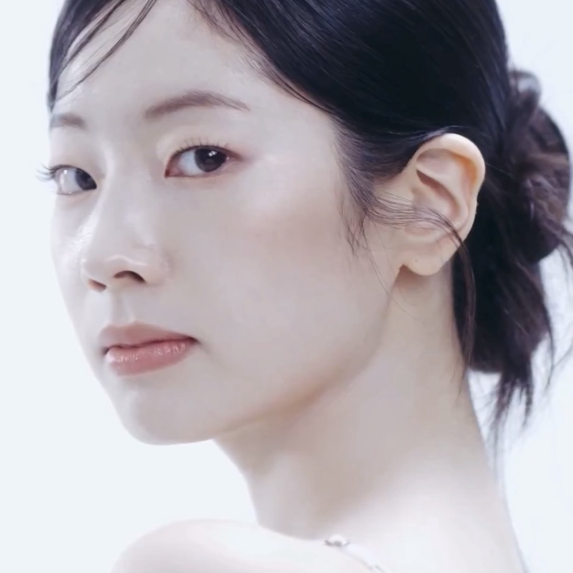 Recent activity shot of Dahyun (TWICE)