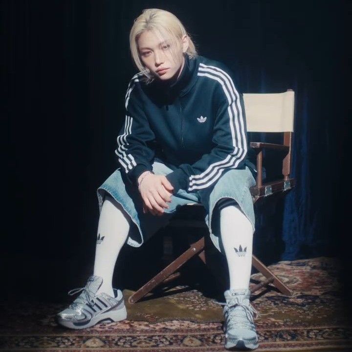 Latest photo of Felix (Stray Kids)