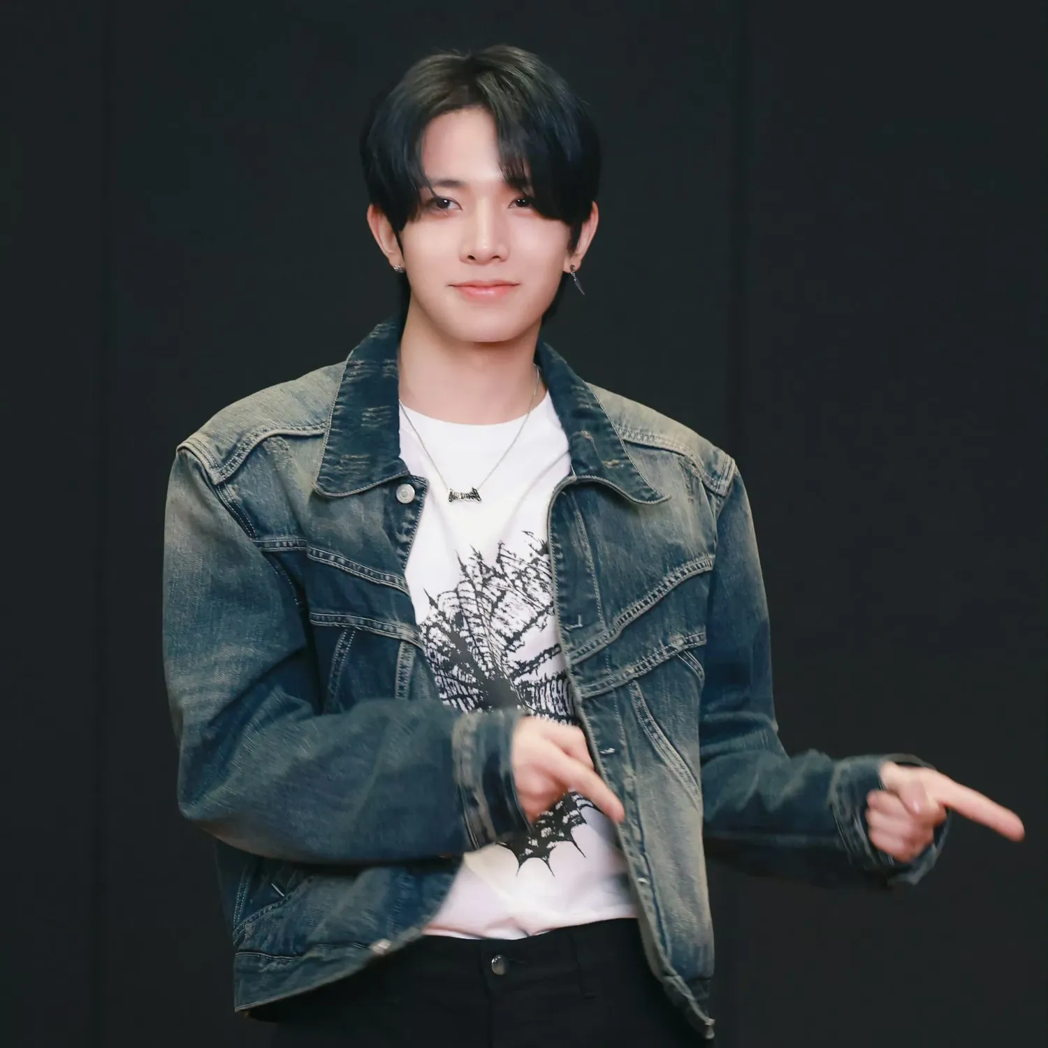 희승의 비하인드 컷