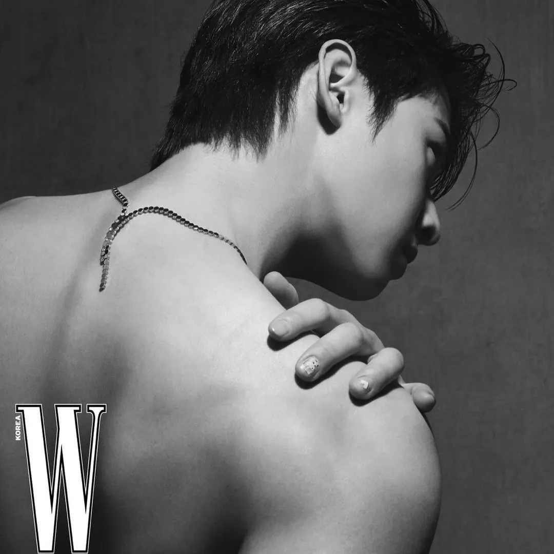 Recent activity shot of Eunwoo (ASTRO)