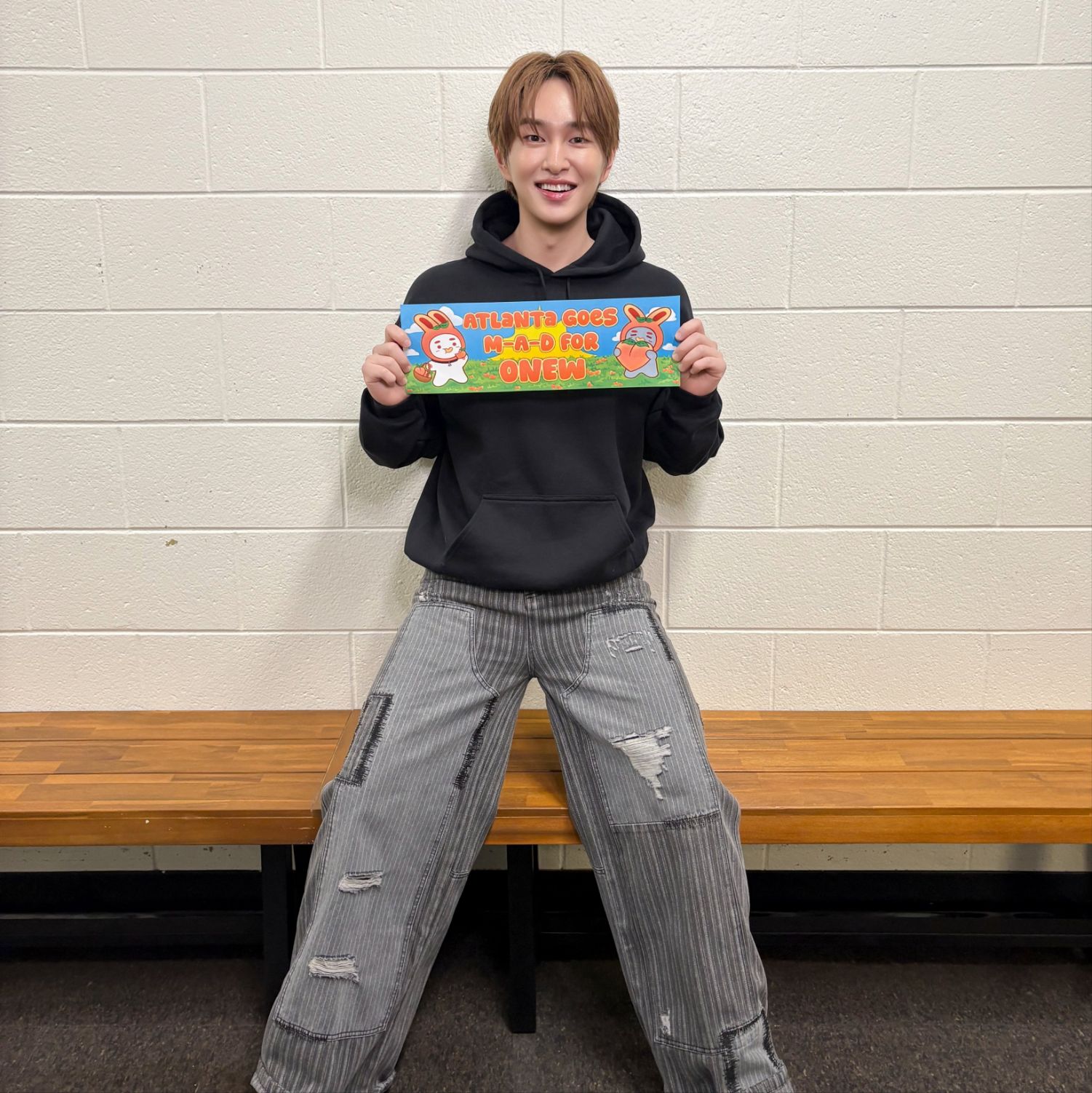 Recent activity shot of Onew (SHINee)