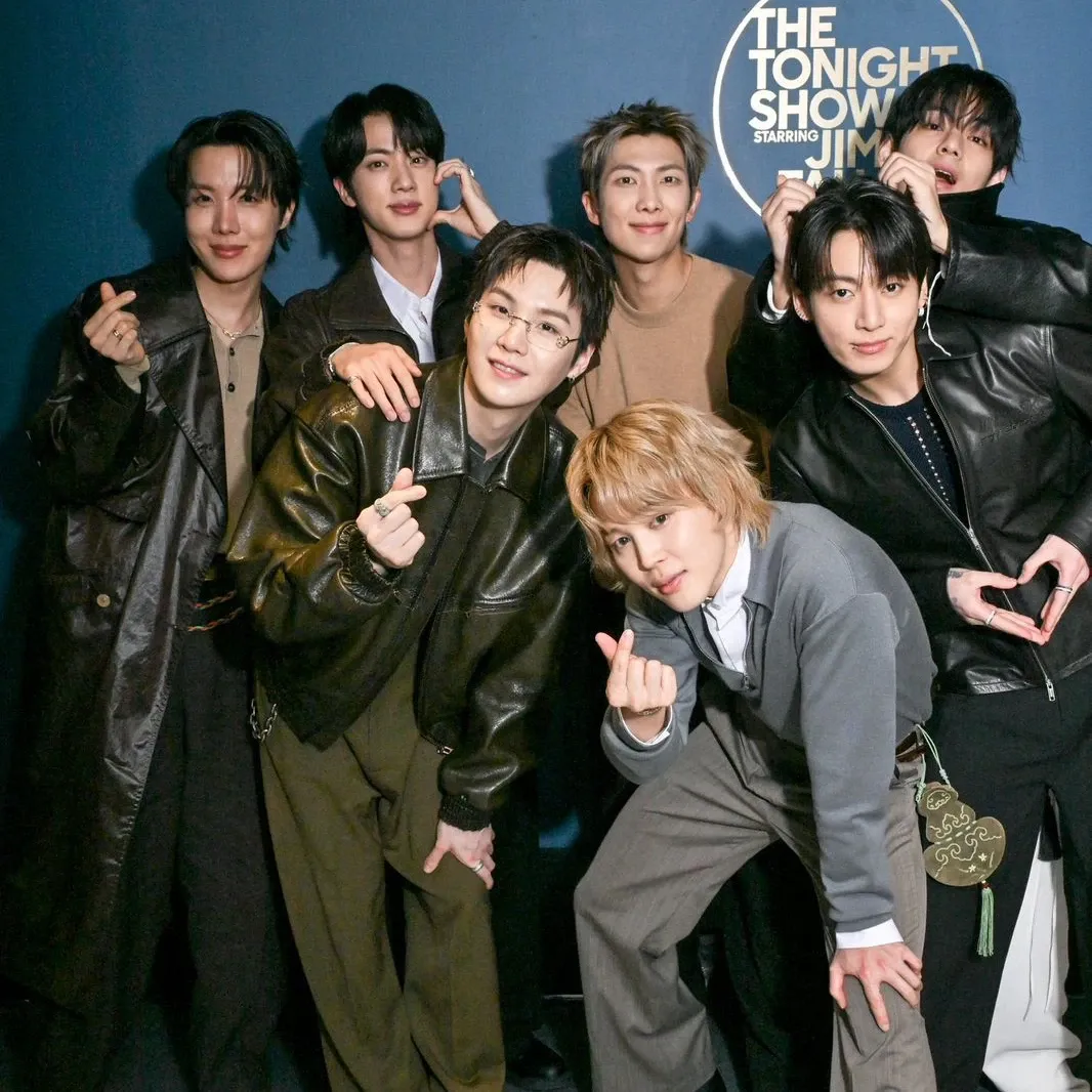 Foto aktivitas terbaru BTS