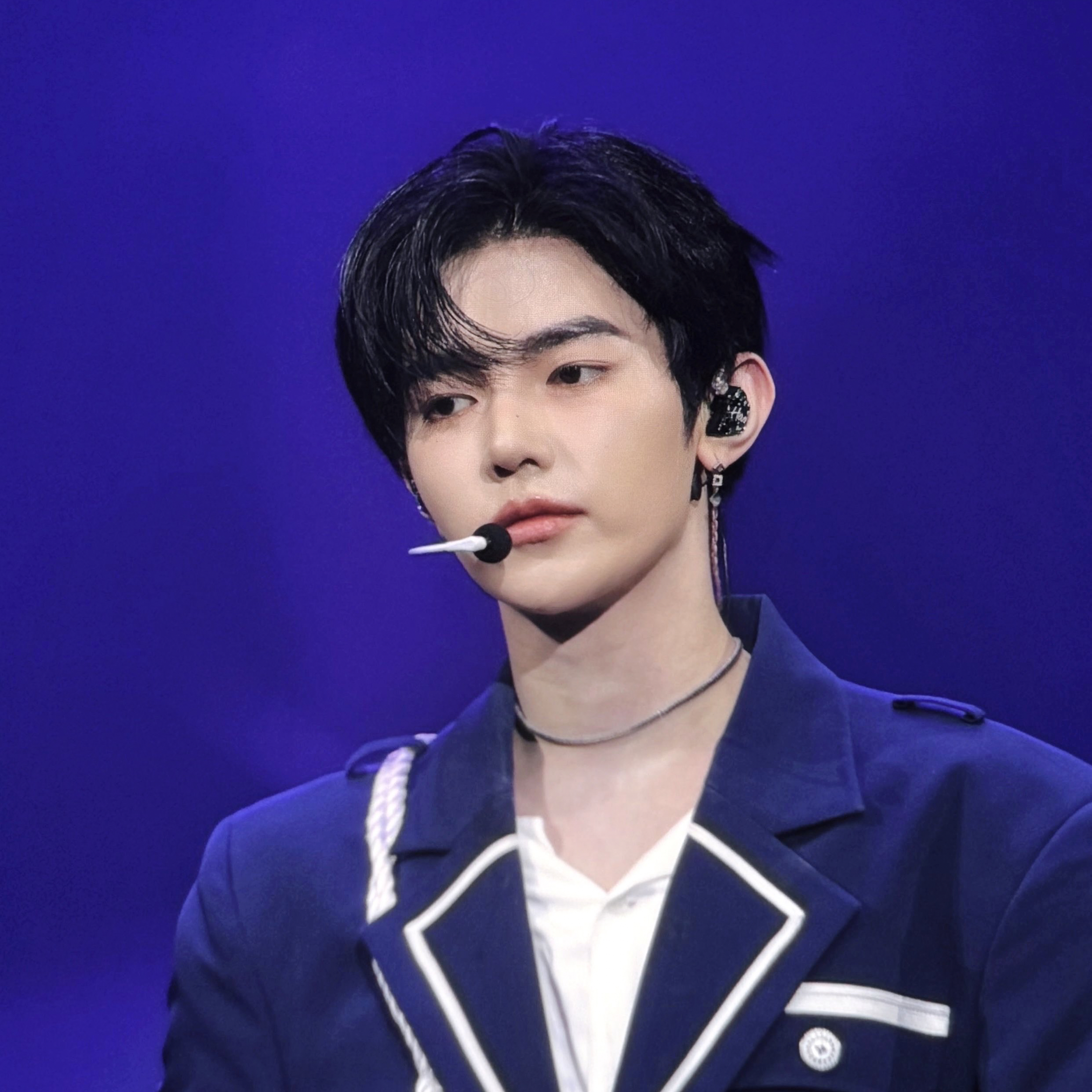 Behind-the-scenes cut of Zhang Hao (ZEROBASEONE)