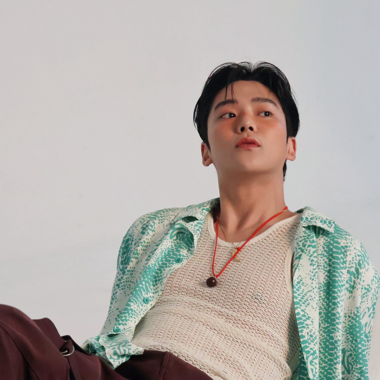 로운의 최신 사진