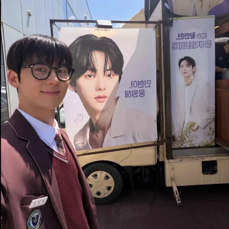 Potret di balik layar Hwang Minhyun