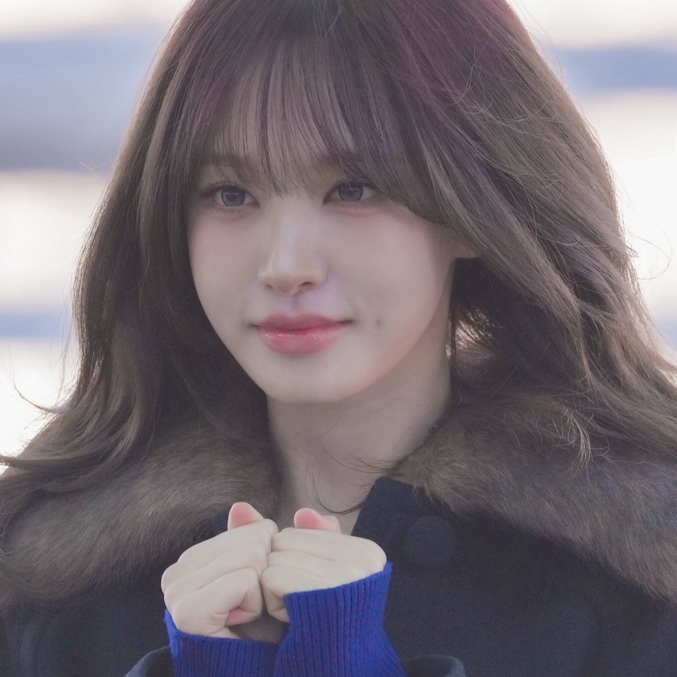 Recent activity shot of LIZ (IVE)