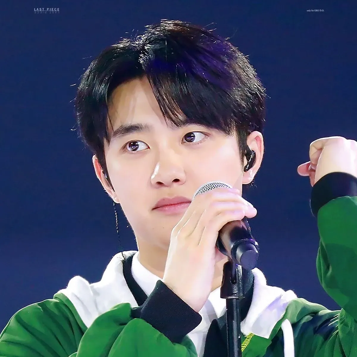 Momen yang diabadikan oleh penggemar D.O. (EXO)