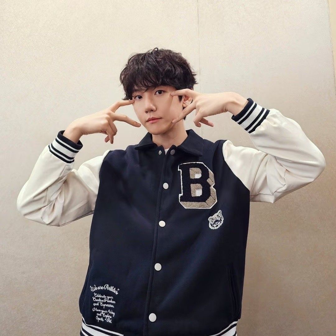 백현 (EXO)의 최신 사진