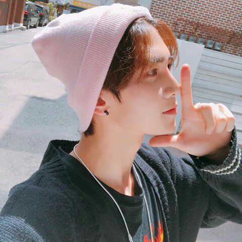 ATEEZの舞台裏ショット