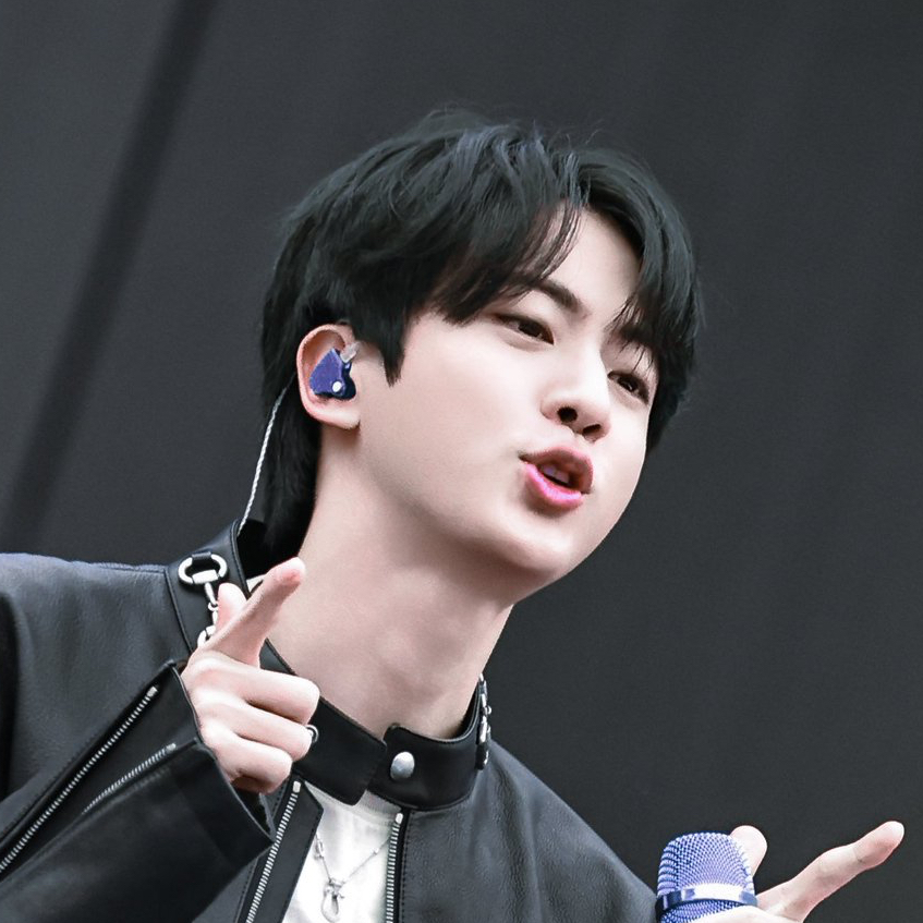 진 (방탄소년단)의 최신 사진
