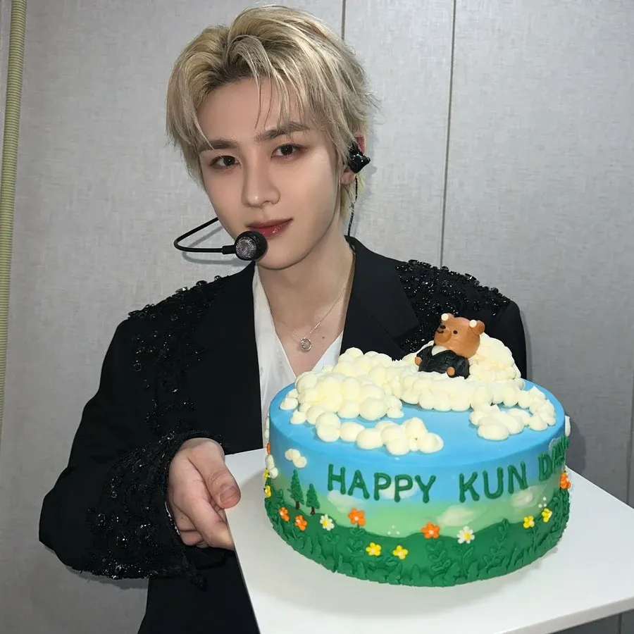 Latest photo of KUN (WayV)