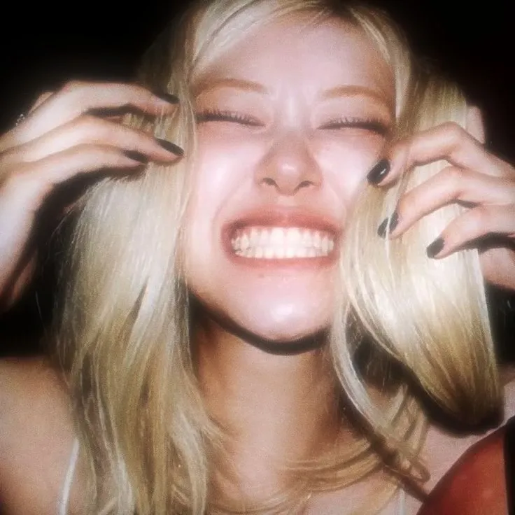 로제 (BLACKPINK) 최근 활동샷