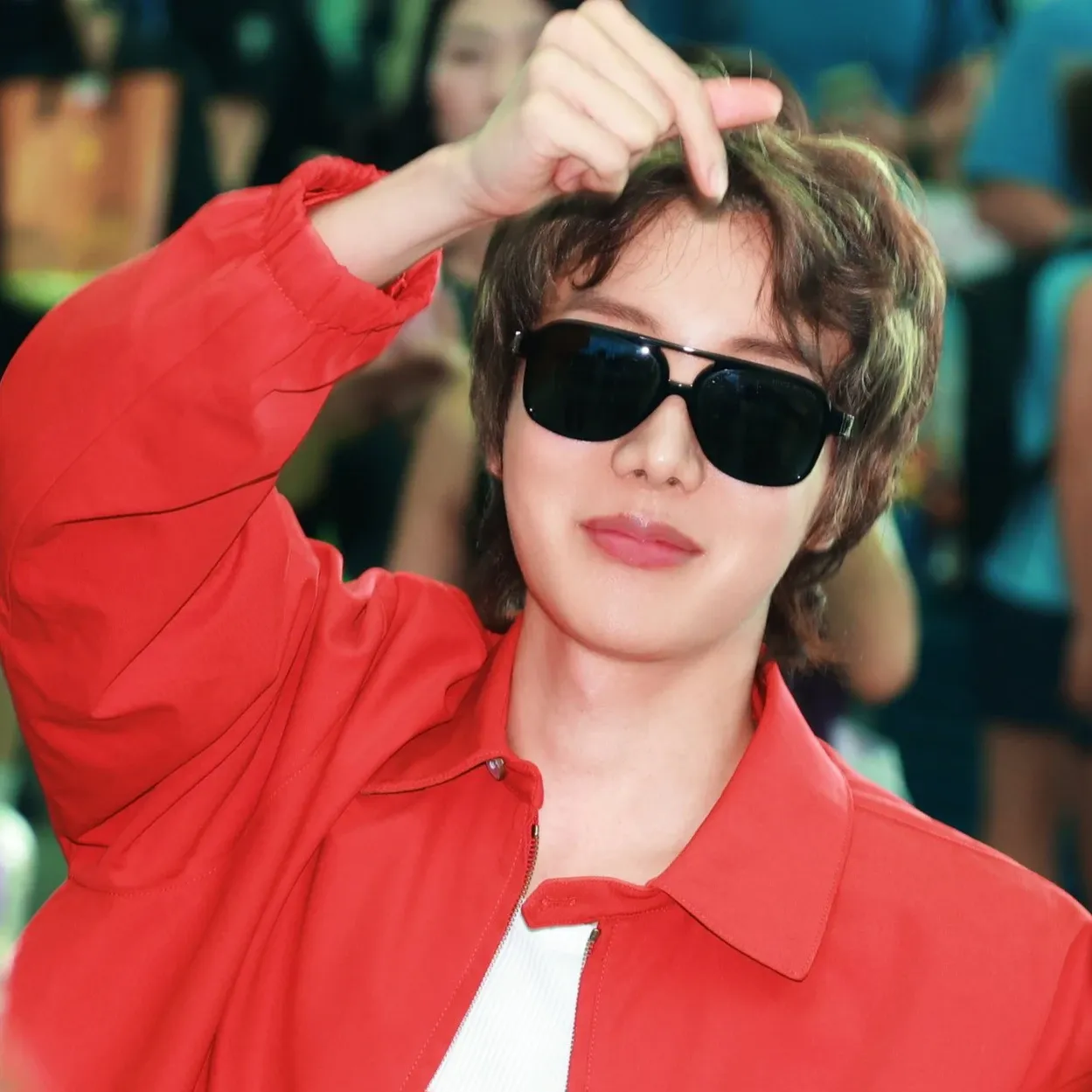 Momen yang diabadikan oleh penggemar j-hope (BTS)