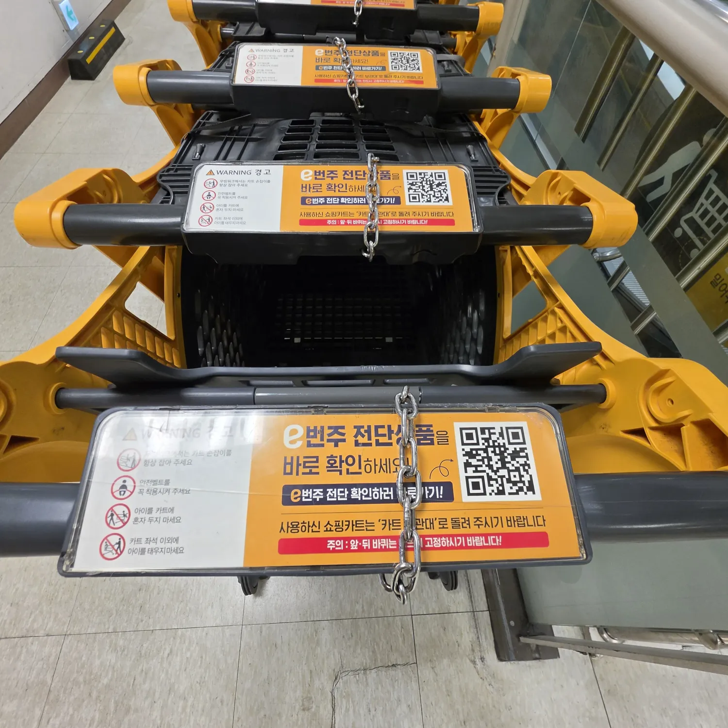 TWICE的最新活動照片