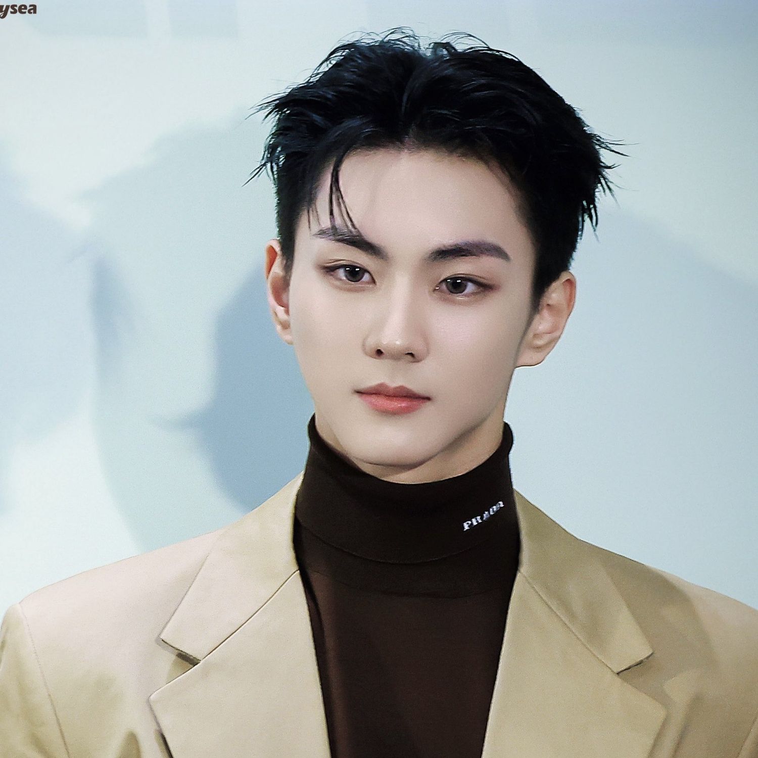 Latest photo of Jungwon (ENHYPEN)