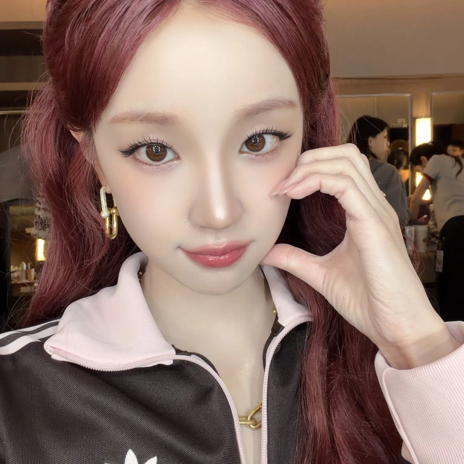 Latest photo of Yuqi (i-dle)