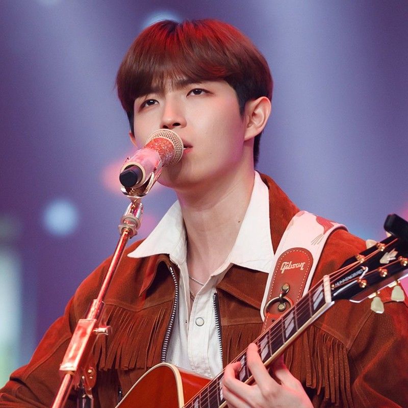 金在奐粉絲拍下的瞬間