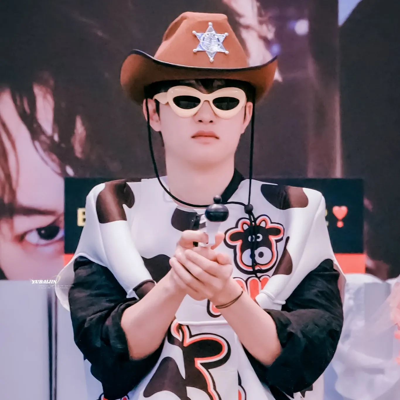 Momen yang diabadikan oleh penggemar D.O. (EXO)