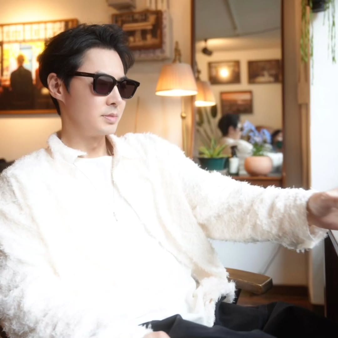 A moment captured by Junjin (SHINHWA)'s fan