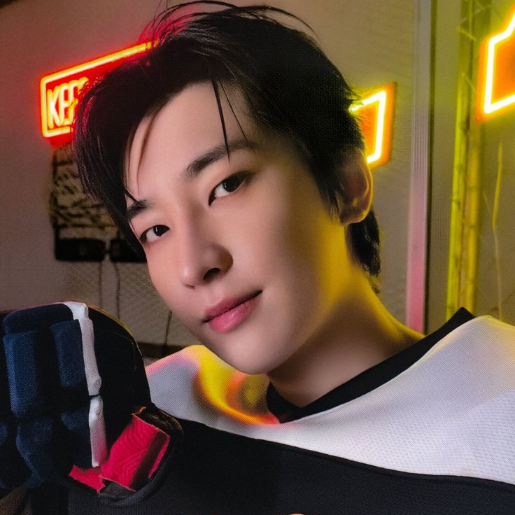 A moment captured by Wonwoo (SEVENTEEN)'s fan