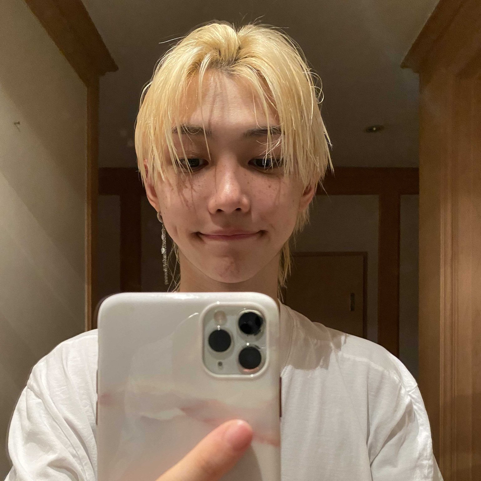 Recent activity shot of Felix (Stray Kids)