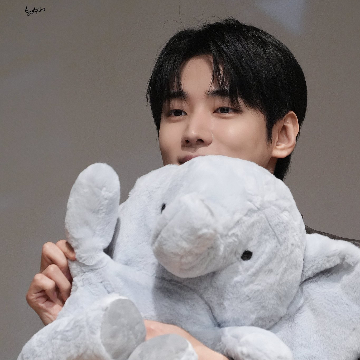 Behind-the-scenes cut of Jaechan (DKZ)