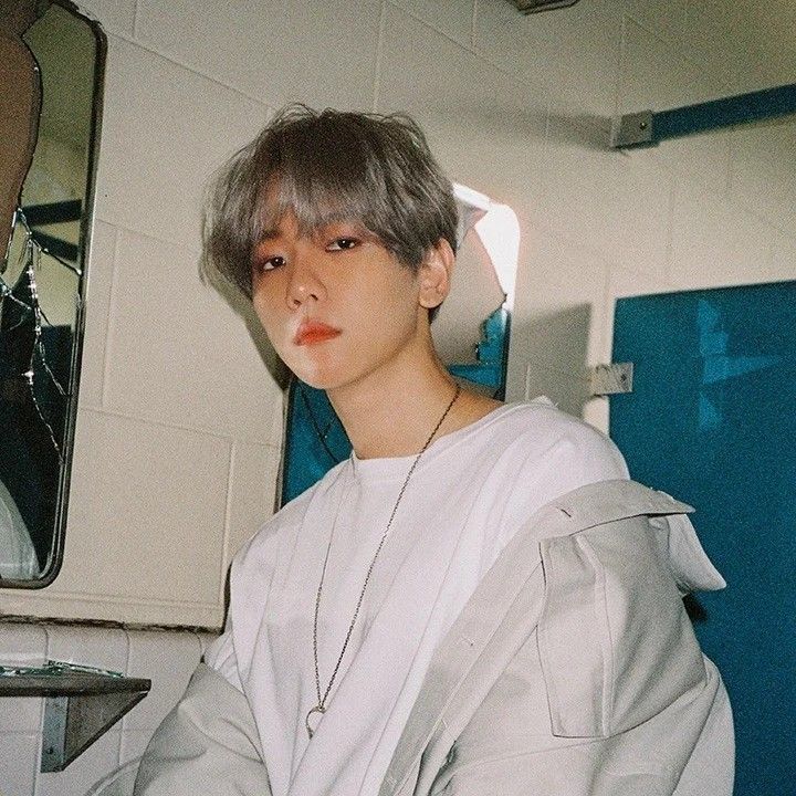 A moment captured by Baekhyun (EXO)'s fan