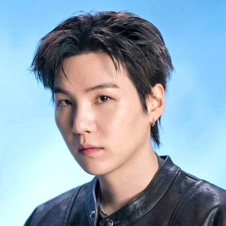 Foto terbaru SUGA (BTS)