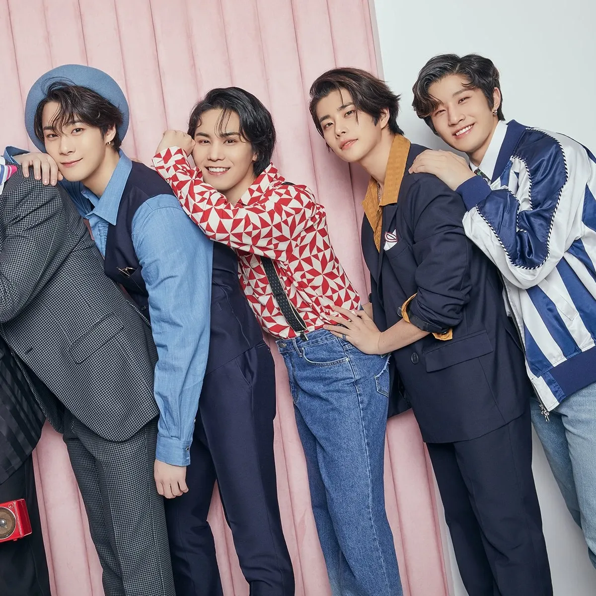 Latest photo of MJ (ASTRO)