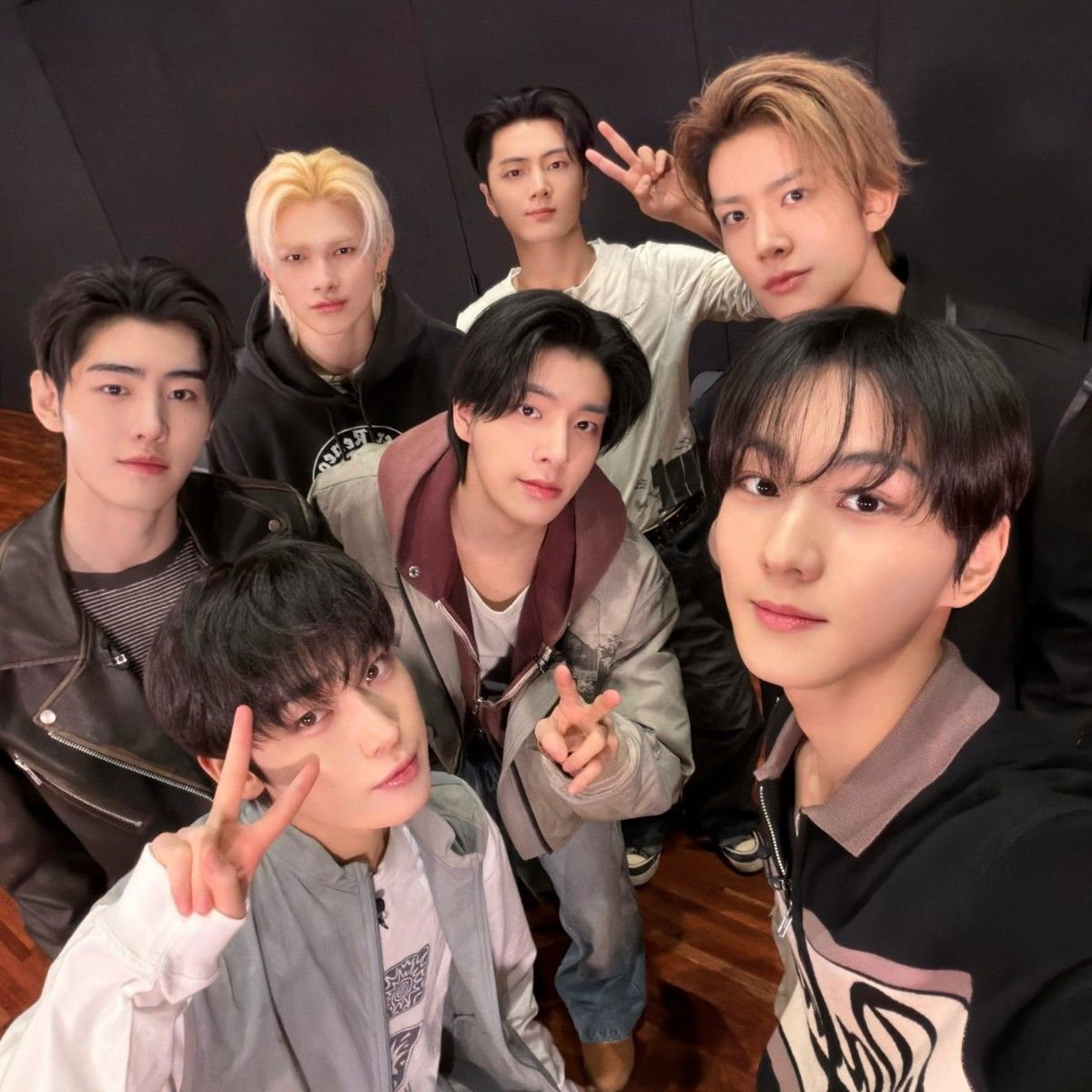 ENHYPEN의 최신 사진