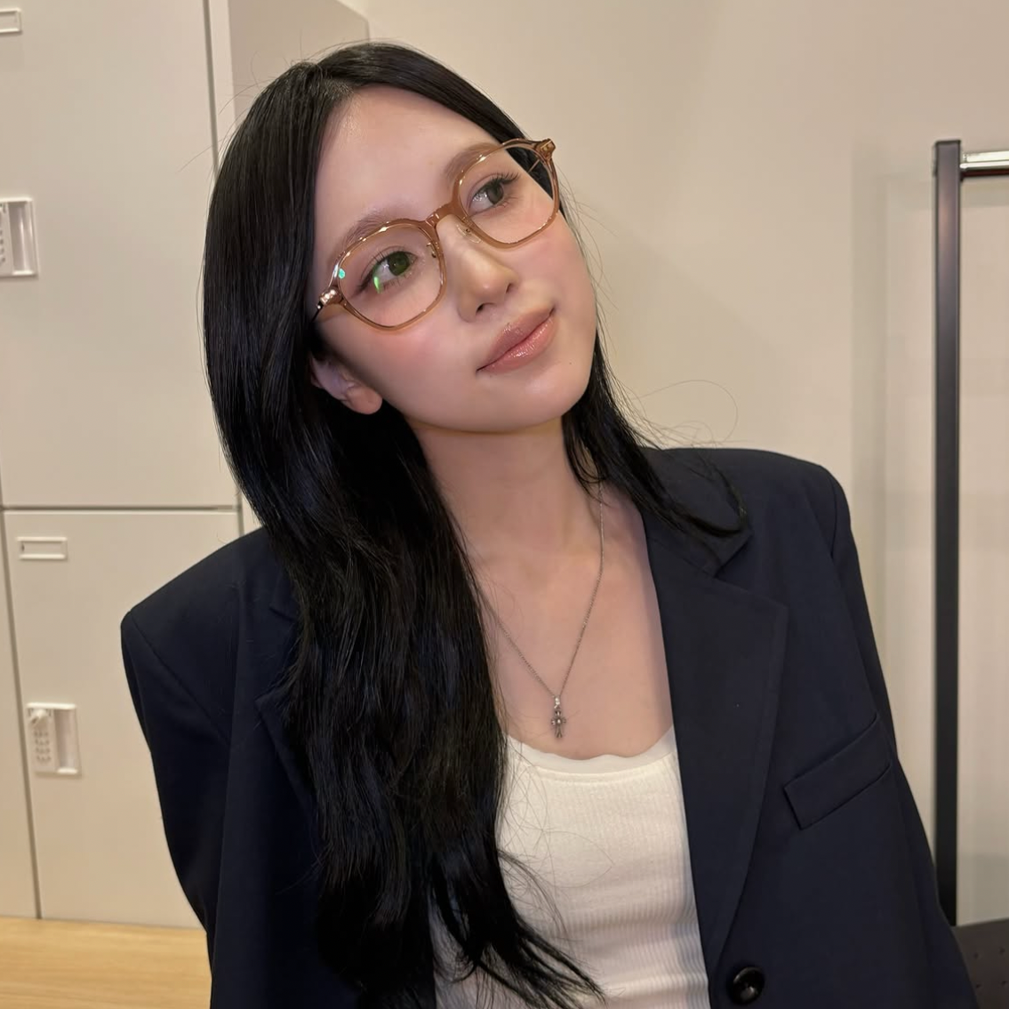 Potret di balik layar Mina (TWICE)