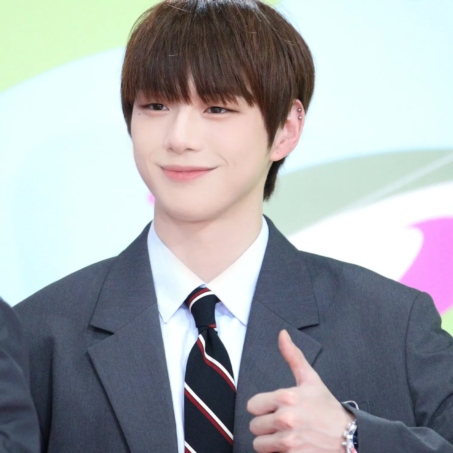 강다니엘의 최신 사진