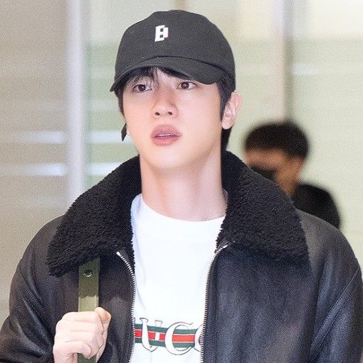 ジン (BTS)の最近の活動写真
