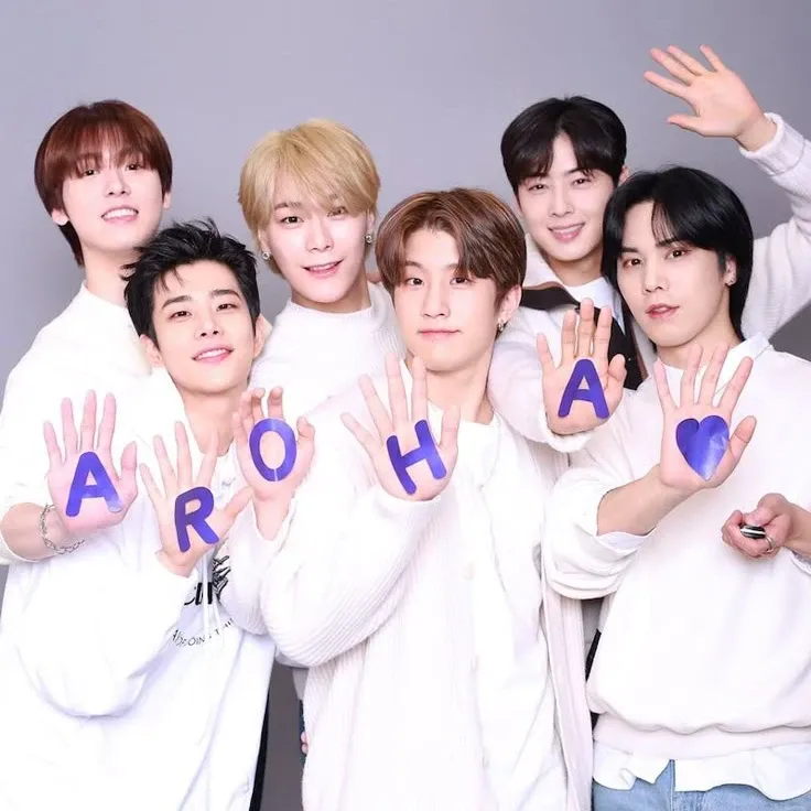 아스트로의 최신 사진