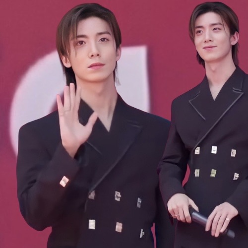 Behind-the-scenes cut of Hwiyoung (SF9)