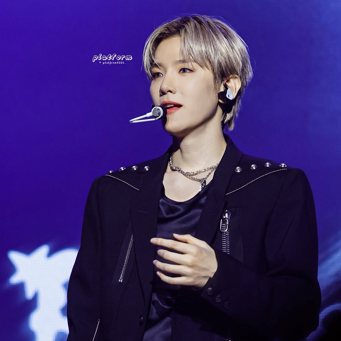 伯賢 (EXO)的最新照片