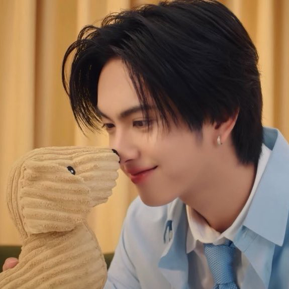 Behind-the-scenes cut of Copper (BUS)