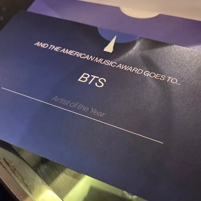 Foto aktivitas terbaru BTS