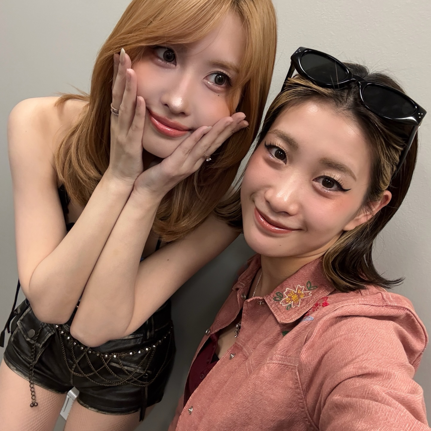 Potret di balik layar Momo (TWICE)